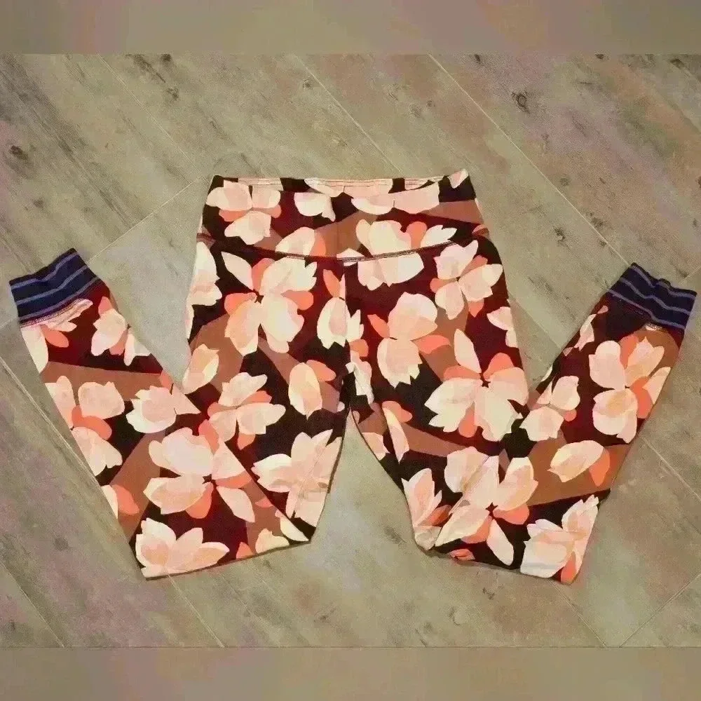 Aerie Chill Floral Legging Striped Cuff